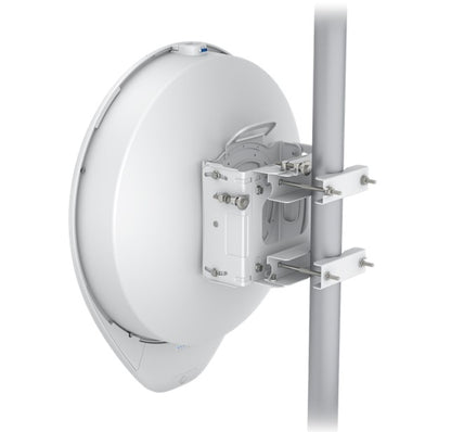 Ubiquiti airFiber 60 Xtreme-Range,Multi-gigabit, 60 GHz Bridge for Long-distance Links, 15 km, 2.7 Gbps duplex, 1 GbE, 1 10G SFP port,