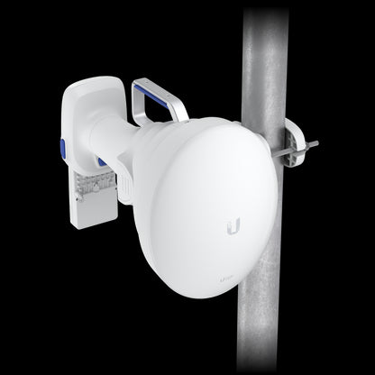 Ubiquiti UISP Horn, High-isolation 30 degree, Point-to-multipoint (PtMP), 5.15 - 6.875 Ghz Frequency Range, 15 km PtMP Link Range,