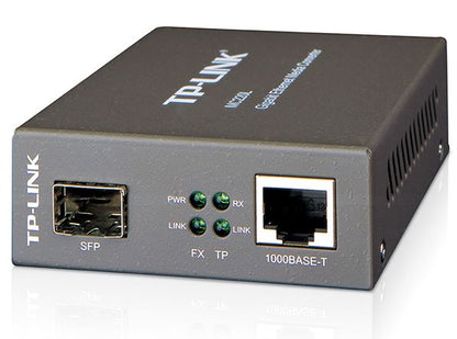 TP-Link MC220L Gigabit Single  Multi-Mode SFP Media Converter - IEEE 802.3ab 802.3z, 0.55km Multi-mode, 10km Single-Mode
