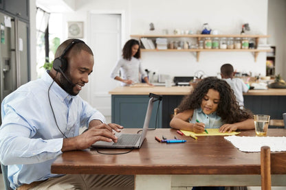 Jabra Evolve2 50, USB C A MS Mono Headset, Bluetooth, 4 microphones, Active Noise Cancellation, Busylight, Call management, Air Comfort technology